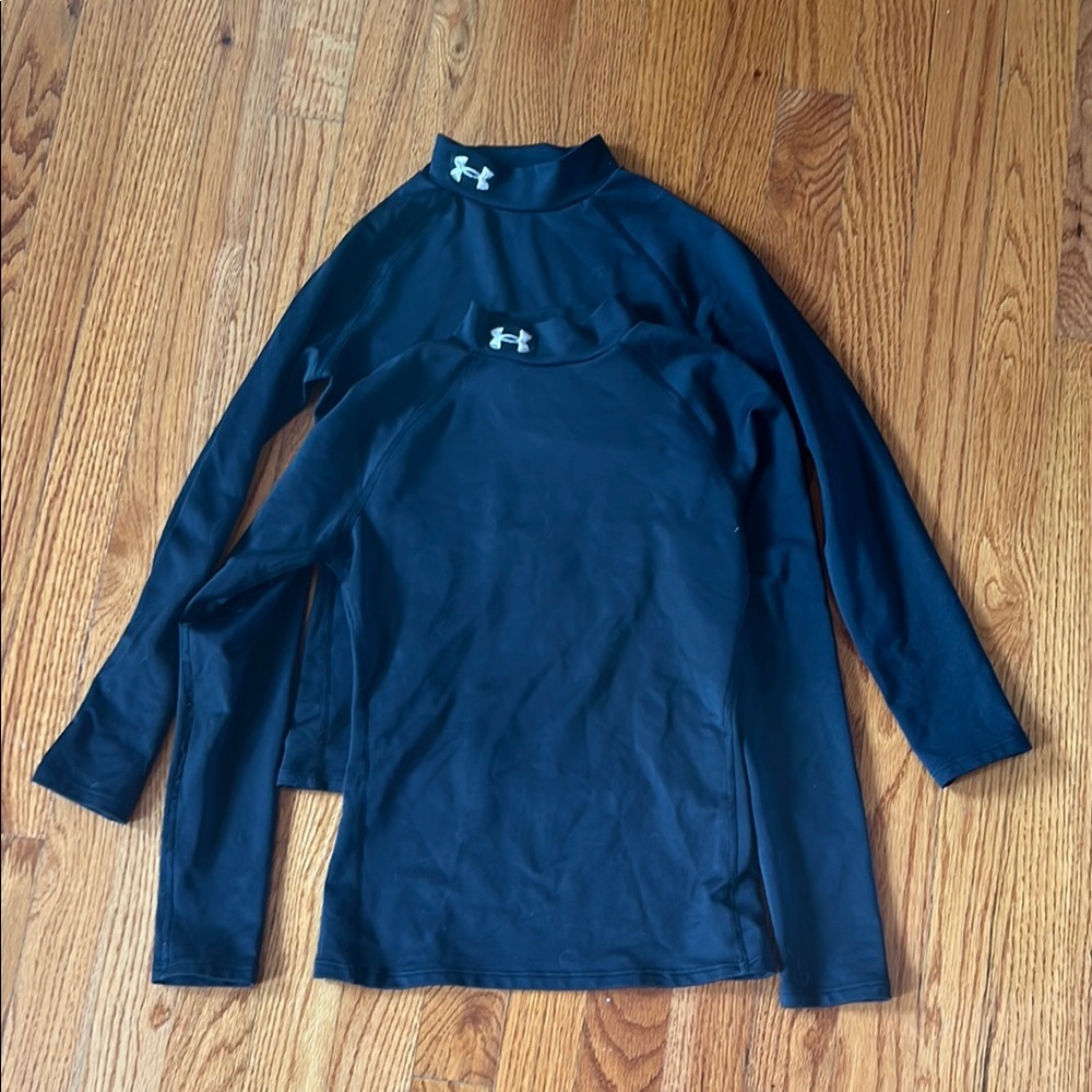 EUC Under Armour Youth size medium Black Long Sleeve Shirts